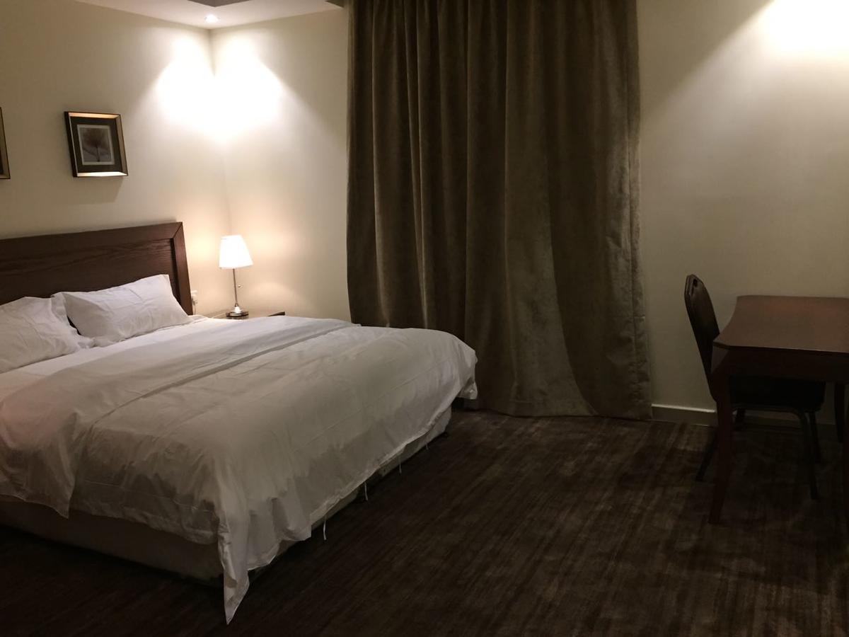 Asfar Plaza Aparthotel Al-Khobar Eksteriør bilde