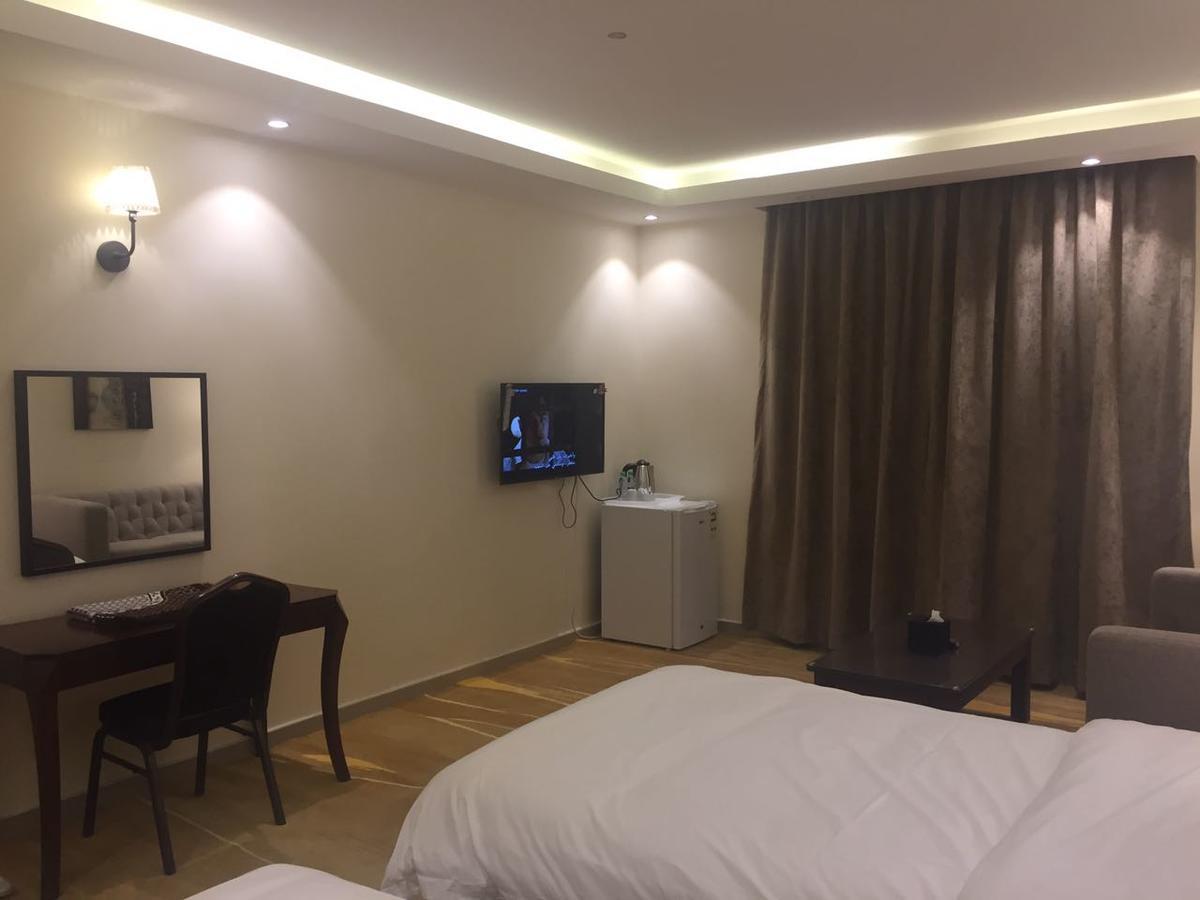 Asfar Plaza Aparthotel Al-Khobar Eksteriør bilde